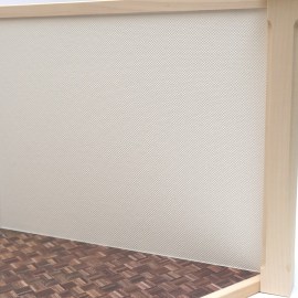 Puppenzimmer, groß, weiss tapeziert, Detailbild, Puppenstube im Maßstab 1zu12
